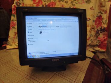 Monitori: Stari retro Philips monitor 107E6 - vintage. Boj malo vuce na crno na lalafo.rs — 3 Monitori: Stari retro Philips monitor 107E6 - vintage. Boj malo vuce na crno — 3