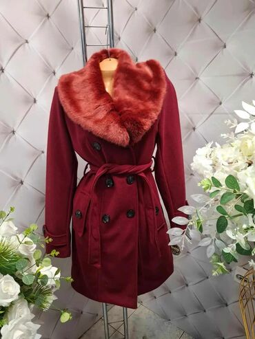 Kaputi: 7Arrows, L, Jednobojni, Sa postavom — 7