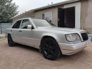 хундай старекс 1: Mercedes-Benz E-Class: 1994 г., 3 л, Кол менен иштөөчү, Дизель, Седан — 1
