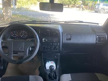 smart open: Volkswagen Passat: 1989 г., 1.8 л, Бензин, Седан — 8