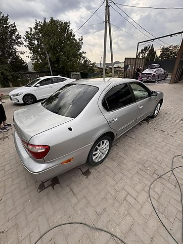 меняю варианты: Nissan Maxima: 2003 г., 3 л, Механика, Бензин, Седан — 3