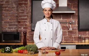 distillə edilmiş su: Salam pub kafe sisteminde isleye bilecek xanim lazimdir is saati 12