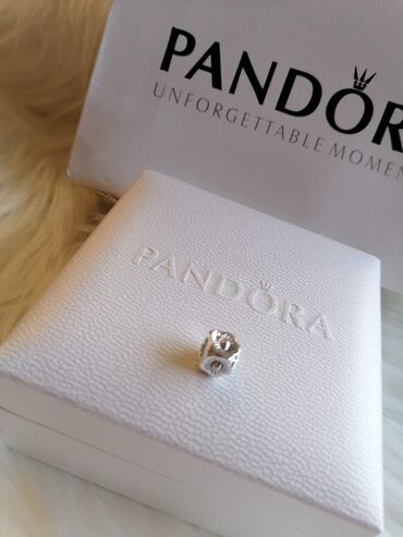 Privesci za nakit: Pandora privesci
1200 komad
Saljemo postexpresom na lalafo.rs — 19 Privesci za nakit: Pandora privesci
1200 komad
Saljemo postexpresom — 19