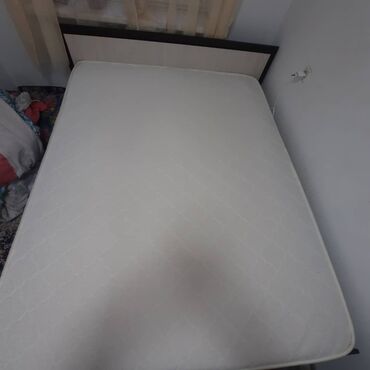 высокая кровать: Двуспальная Кровать, Б/у