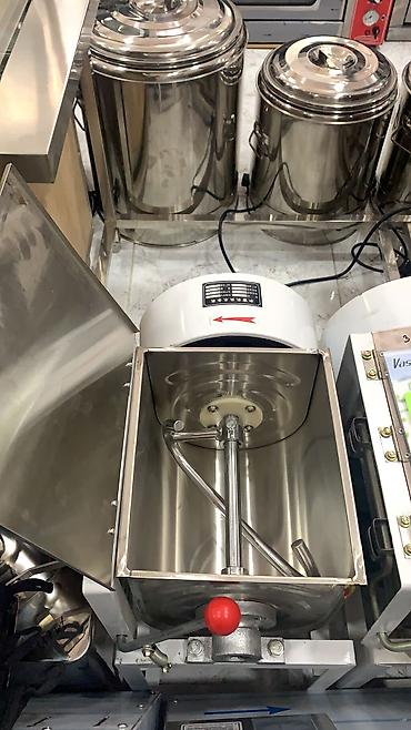 Тестомесильные аппараты: Тестомесы промышленные для кафе — 6
