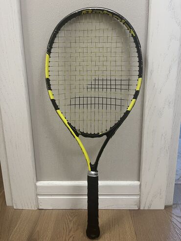 настольный теннисная ракетка: Теннисная ракетка для детей, вес 245 гр, длина 660мм, с намоткой на