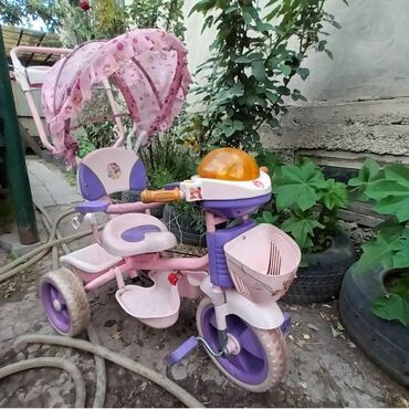 продаю детскую коляску: Коляска, цвет - Розовый, Б/у