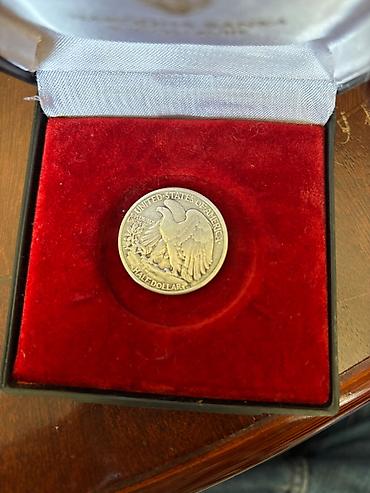 Ostali predmeti za umetnost i kolekcionarstvo: 5 francuskih srebrnih kovanica (2x 1832, 1833, 1838, 1868) 6x pola — 17