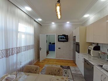 Həyət evləri və villaların satışı: Bakıxanov qəs. 5 otaqlı, 211 kv. m, Orta təmir — 6