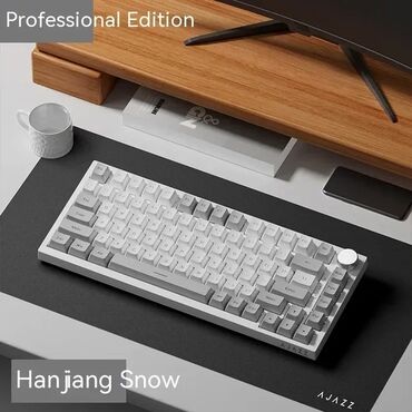 игровые бу ноутбуки: Новая проводная клавиатура Ajazz AK820 Pro в серо-белой расцветке с