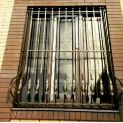 Barmaqlıqlar: Kataloqla resotka ve məhəccər sifarisləri qəbul edirik. Resotka 1-kv — 10