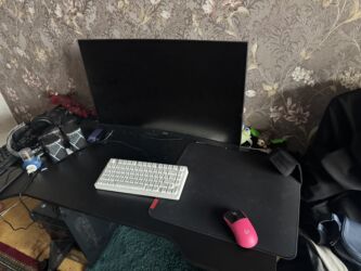 Modemlər və şəbəkə avadanlıqları: Stol usdu komputer