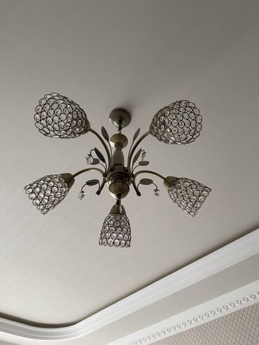 Bayram məhsulları: Çılçıraq, 5 lampa, Metal