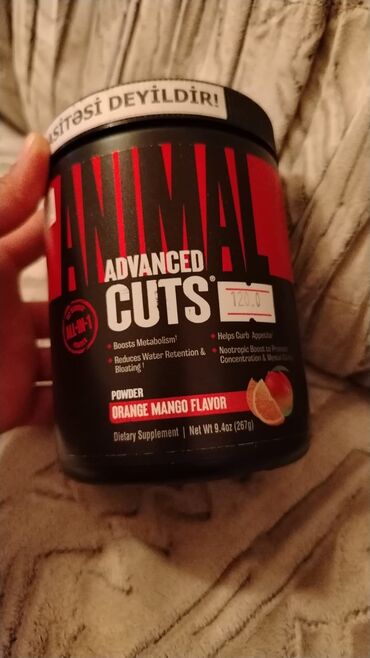 iştah açan vitaminler: Animal Advanced Cuts toz şəklində idman qidası. Tərkibində metabolizmi