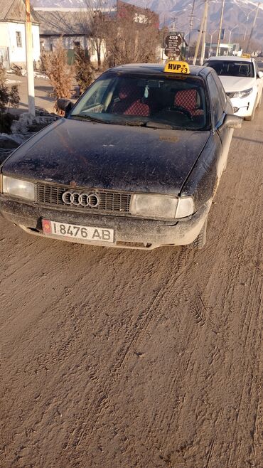 автоунаа: Audi 80: 1988 г., 1.8 л, Механика, Бензин, Седан