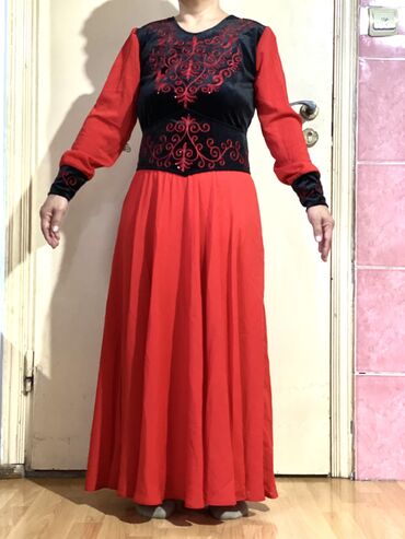 красная кофта: Этно платье-1000 сом