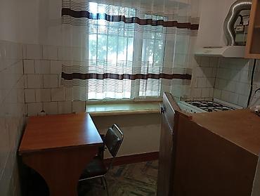 Батирлер: 1 бөлмө, Менчик ээси, Жаныбарлары жок, 6 айдан баштап, Жарым -жартылай эмереги бар — 4
