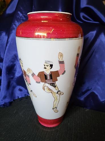 Vaze i saksije: Vaza nova Jugoporcelan Titov Veles iz 70ih.god. Nova vaza — 7