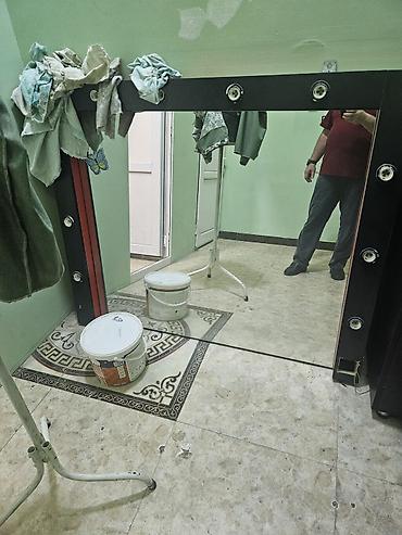 Salon masaları: Salon üçün vizaj/saç ustası masası və güzgü komplekti - Rəng — 2