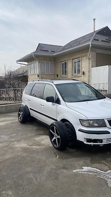 Mitsubishi: Mitsubishi Chariot: 2002 г., 2.4 л, Автомат, Бензин, Минивэн — 2