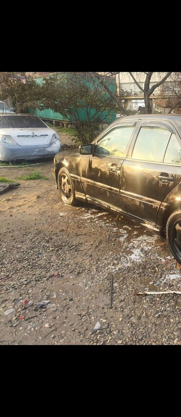 Mercedes-Benz: Mercedes-Benz C‑Class pütün zapcas var matoru karopka əla vəzyəde 99 — 3