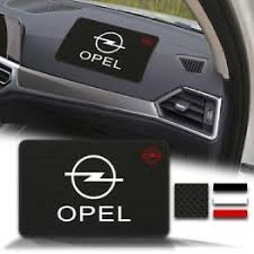 mobilni auto elektricar: Anti slip podloga sa logom vaseg automobila, podloga omogucava — 2