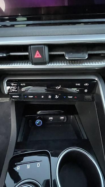 Kia: Kia K5: 2021 г., Седан — 19