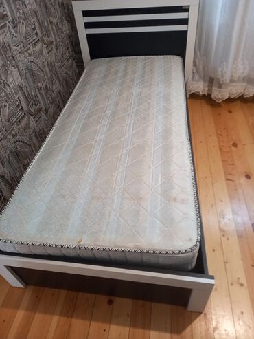 Çarpayılar: Təknəfərlik çarpayı, Bazasız, Matras ilə, Siyirməsiz