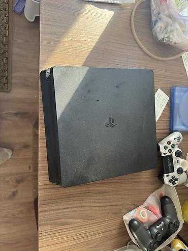 fifa 2016 ps4: PlayStation 4 Slim + аксессуары и игра Комплектация: - Консоль Sony — 5