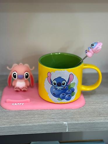 triko dest: Stitch temalı fincan dəsti - Tərkib: 1 keramika fincan, 1 metal qaşıq — 1