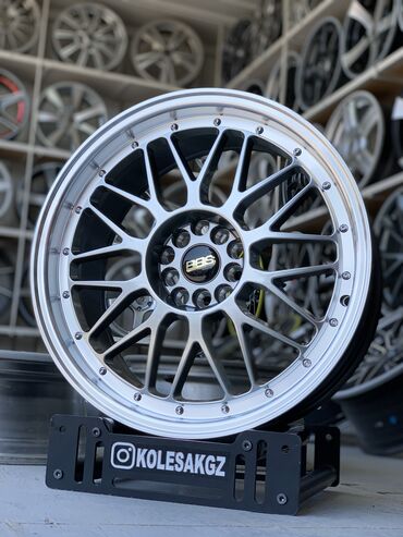 р18 r18: Литые Диски R 18 AC Schnitzer, Комплект, отверстий - 5, Новый