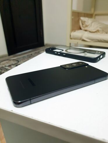 Samsung: Samsung Galaxy S22, Б/у, 8 ГБ, цвет - Черный, 1 SIM, eSIM — 6