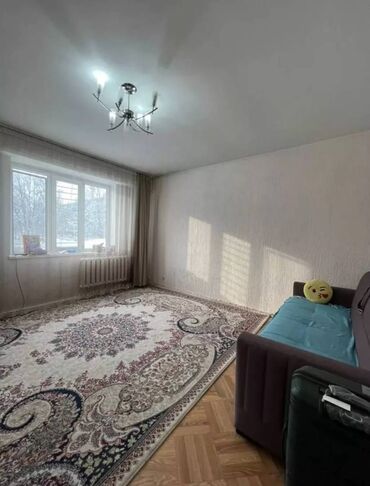 киевская советская: 1 комната, 40 м², Индивидуалка, 2 этаж