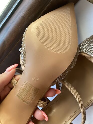 Tuflilər: Tuflilər, Ölçü: 37, rəng - Bej, Yeni — 5