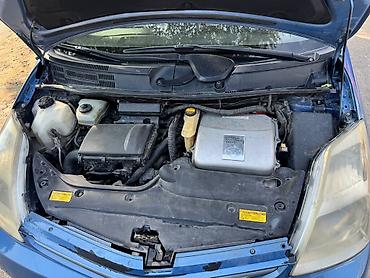 prius r17: Toyota Prius (2-ci nəsil) – mavi rəng, hibrid hatchback — 7