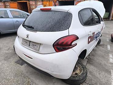 dim staklo: PEUGEOT 208 2015. GOD. - KOMPLETAN AUTO U DELOVIMA | Molba za — 3