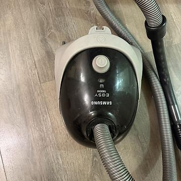 пилисом: Пылесос Samsung EQSY, 1800 W Продаю пылесос Samsung в рабочем — 5