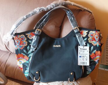 peskiri za devera: Shoulder bag, Desigual