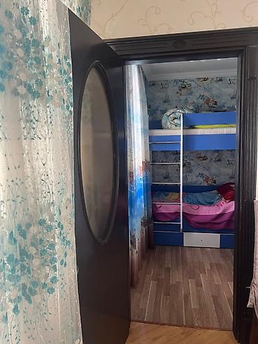 Mənzillər: 1 otaqlı mənzil – mebel və texnika ilə Planlama: - Geniş işıqlı zal — 1