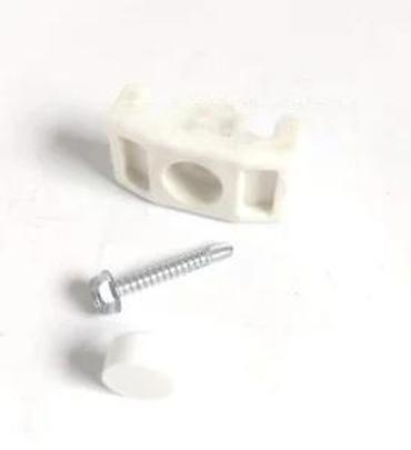 Proizvodi od rolovanog metala, metalni kanali: Spojnica sa samorescem i čepom za panelne ograde 3d i 2d. Panelna — 12