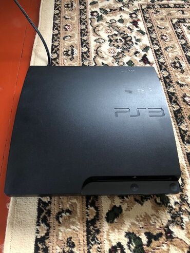 сони плестей: Срочно! продаю PS3 slim 512гб прошитая 2 джойстика 29игр цена 13000сом