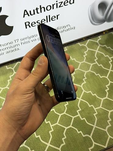 Apple iPhone: IPhone 15, 128 GB, Qara, Face ID — 8