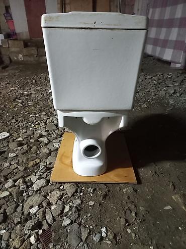 Unitazlar: Salam tecli untaz satlir ela vezyetdedir keramikadir hec yerinde — 4