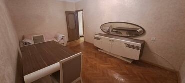 Uzunmüddətli kirayə mənzillər: Nəsimi rayon Zərifə Göz klinikasının yaxınlığında Cavadxan küçəsində 9 — 3