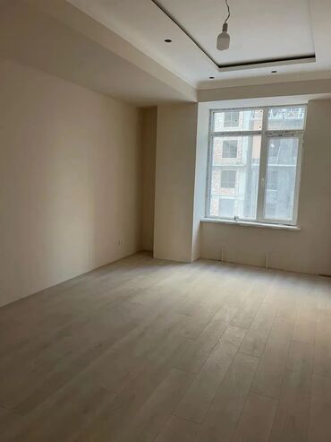 двухэтажный дом в бишкеке: 80 м², Без мебели