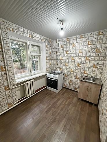 снять 2 комнатную квартиру: Сдается 2х комнатная кв. в г. Кара-Балта по адресу 40-лет Киргизии — 1