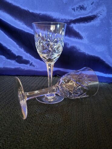 Čaše: Case za zestoko pice,kristal,rucno rezbarene 70te. Casice za zestoko na lalafo.rs — 1 Čaše: Case za zestoko pice,kristal,rucno rezbarene 70te. Casice za zestoko — 1