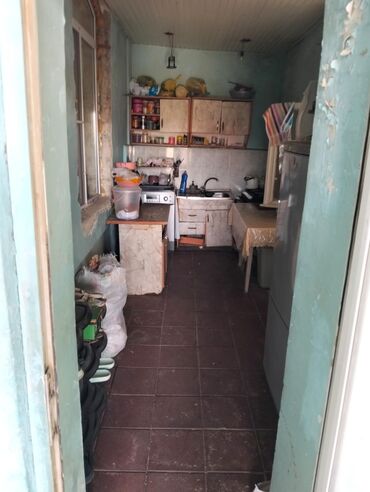 Həyət evləri və villaların satışı: Əmircan qəs. 3 otaqlı, 150 kv. m — 2