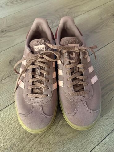 Patike: Adidas, 40 — 5