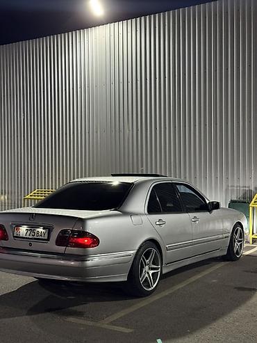 w124 e220: Mercedes-Benz E-Class: 2000 г., Седан — 1